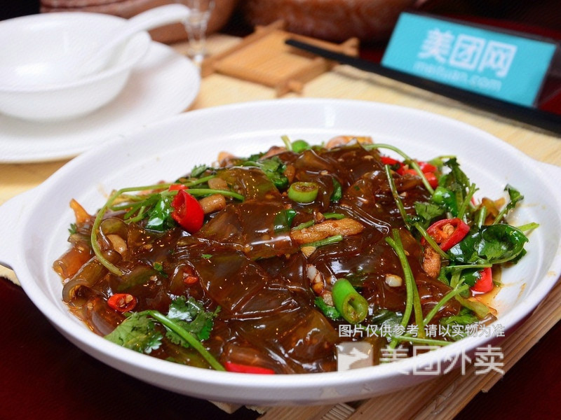 拉皮肉丝盖浇饭图片