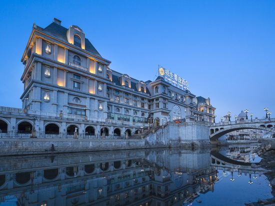 在哪儿):九江市濂溪区七里湖街道护池河公园北侧电话:吉祥宾馆(九江