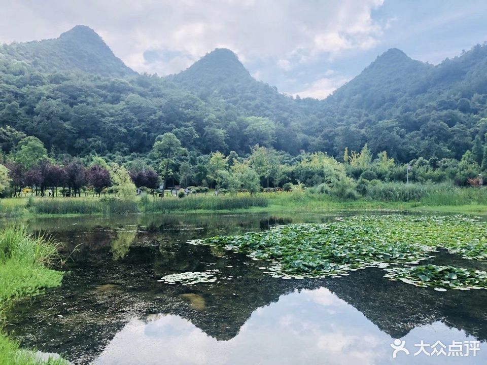 花溪山庄地址(位置,怎么去,怎么走,在哪,在哪里,在哪儿:贵阳市花溪区