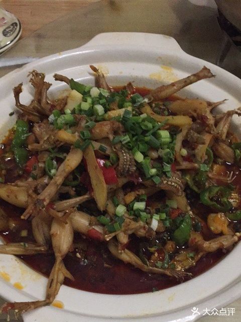 田鸡烧鳝鱼图片