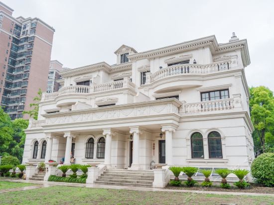 怎么去,怎么走,在哪,在哪里,在哪儿):上海市浦东新区莫奈庄园电话:申