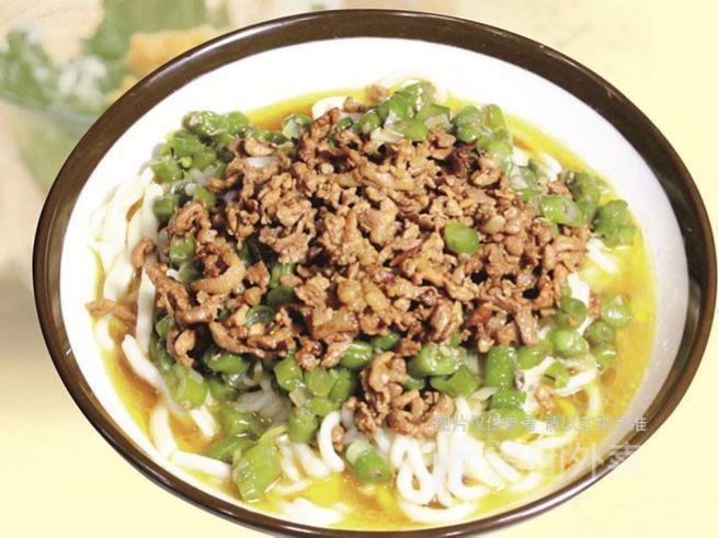 酸菜豆角肉丝饸饹图片