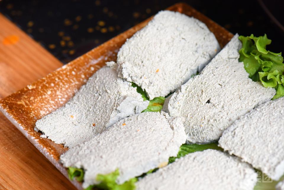 老汉黑豆腐图片