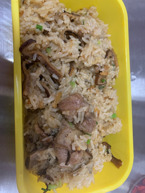 推荐菜:介绍:地址(在哪里):一小子·排骨咸饭(仙游枫亭店)位于莆田市