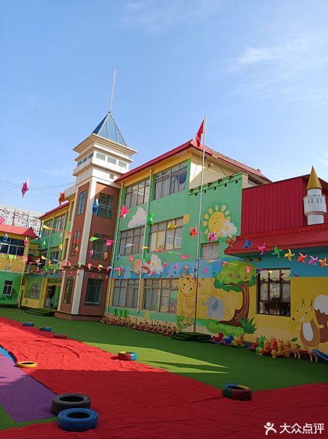 安丘金色年华幼儿园图片