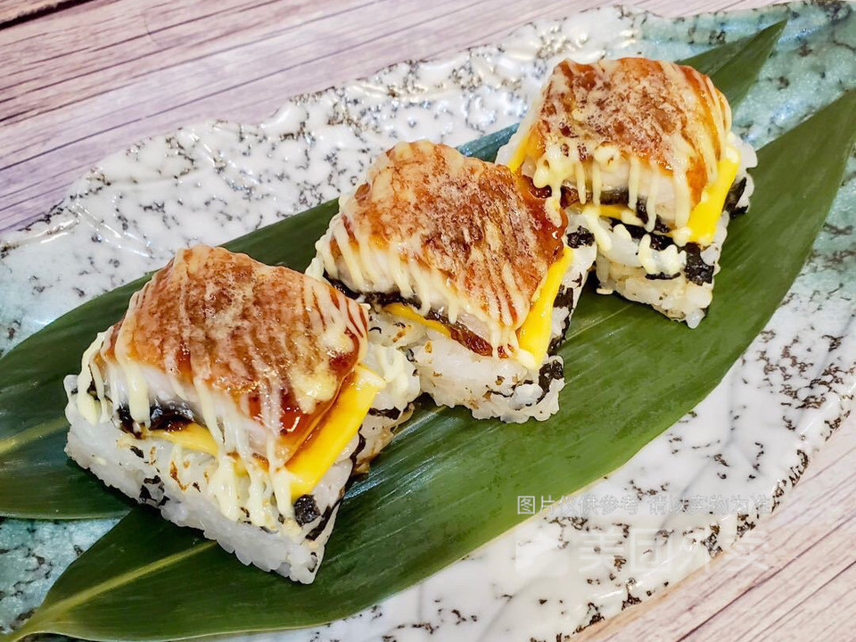 黄金芝士蟹柳箱押寿司图片