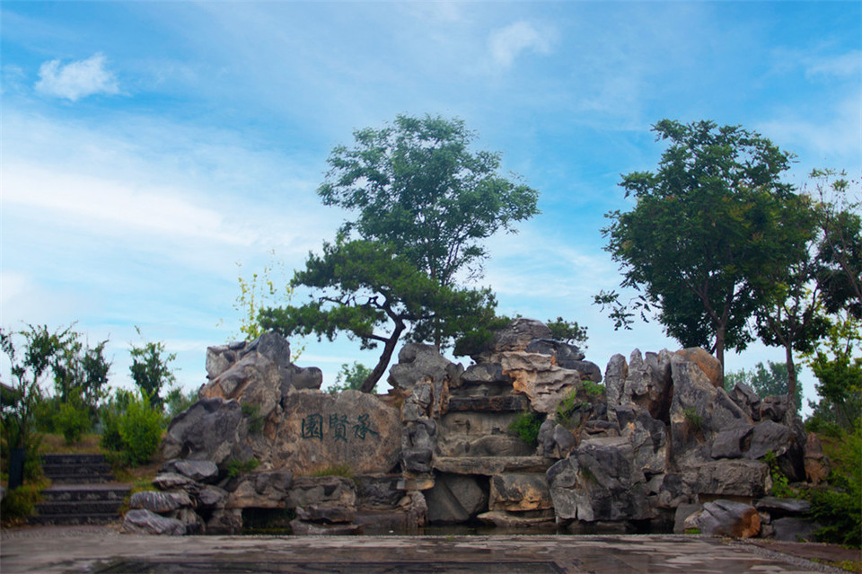 t019d5d59549db1bcbb.jpg