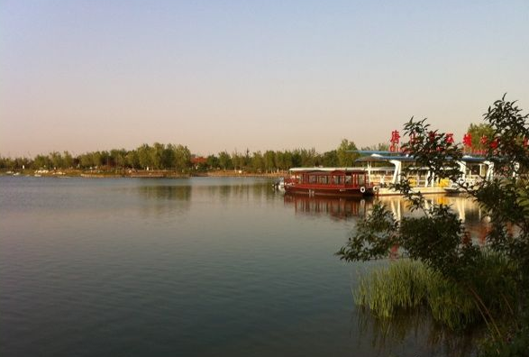 西北环城水系公园图片