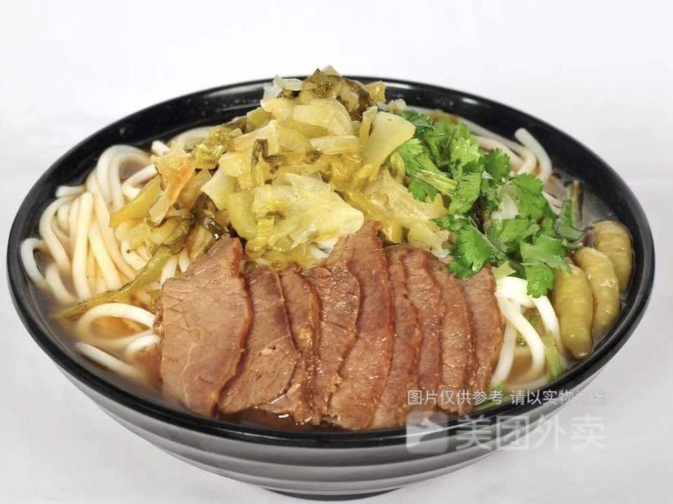 老坛酸菜牛肉粉图片