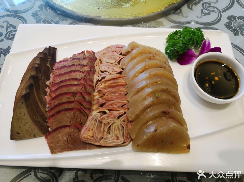 驴肉拼盘图片