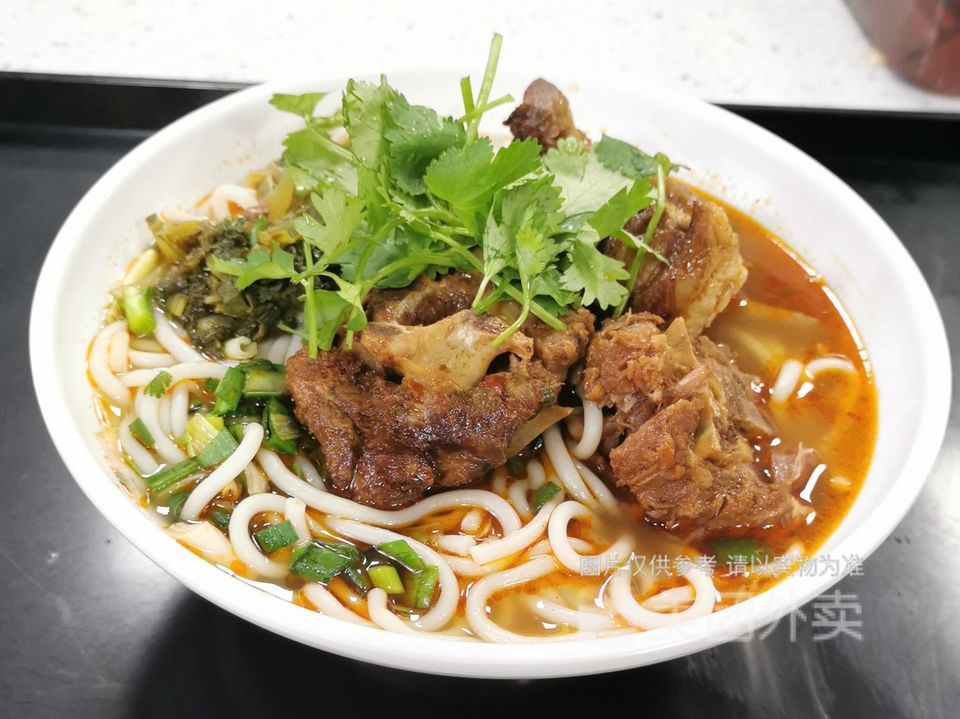 一家人鲜汤羊肉粉馆太平桥店