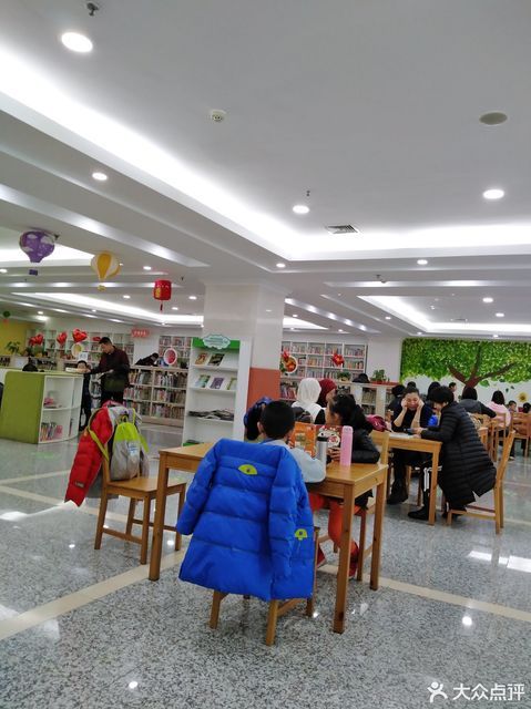 黑龙江科技大学图书馆