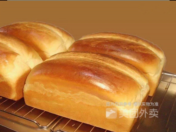 推荐菜:标签:糕饼店面包店面包西点蛋糕店介绍:地址(在哪里):华荣西饼