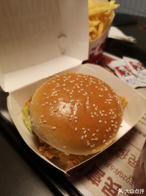 香辣鸡腿堡图片