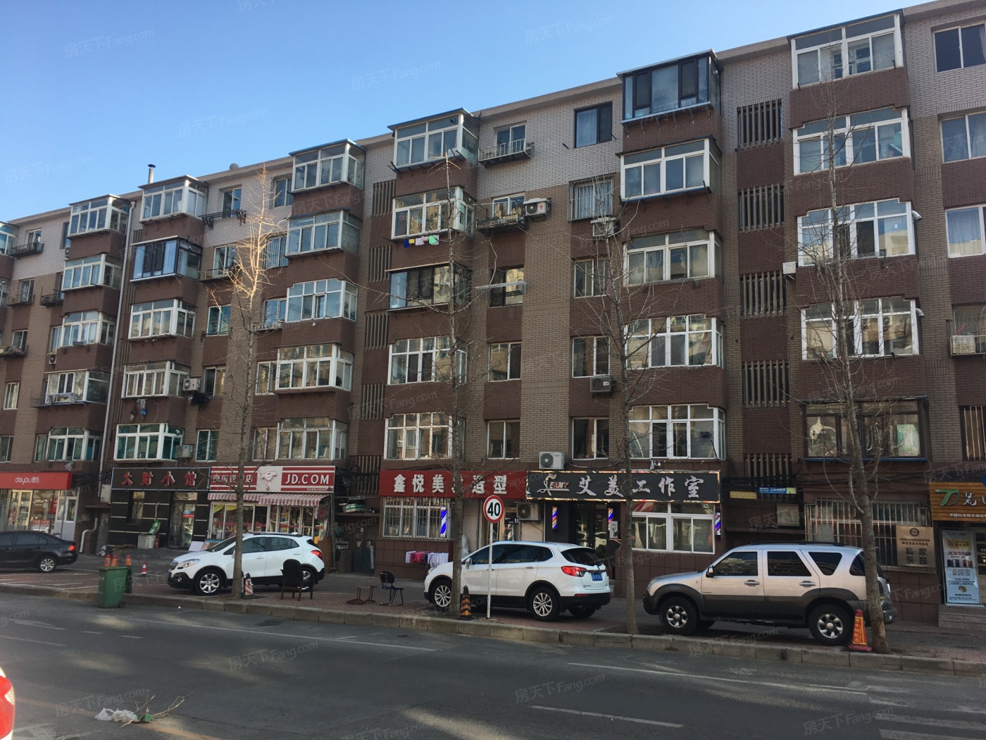 地址(在哪里):刘家桥位于大连市沙河口区春柳街道华北路与新生路交汇