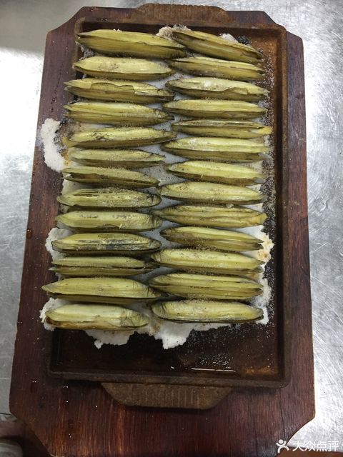 推荐菜:介绍:地址(在哪里):阿弟仔海鲜位于北京市密云区阳光街691号