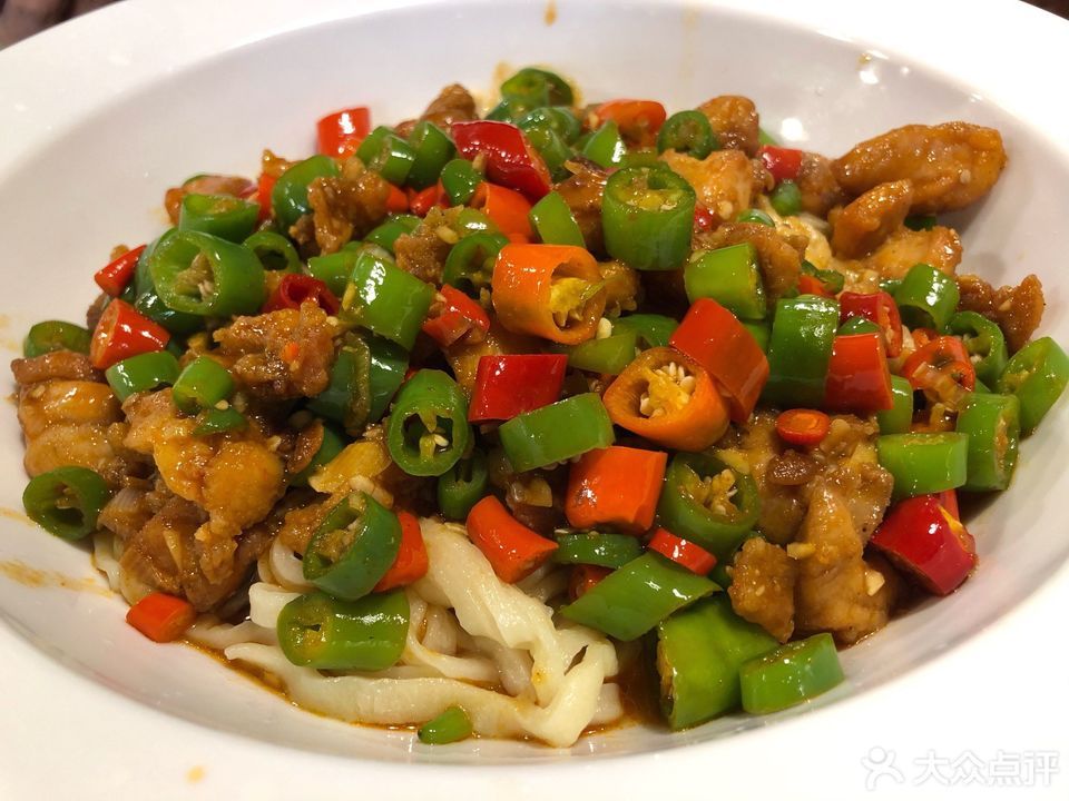 战斗鸡拌面图片