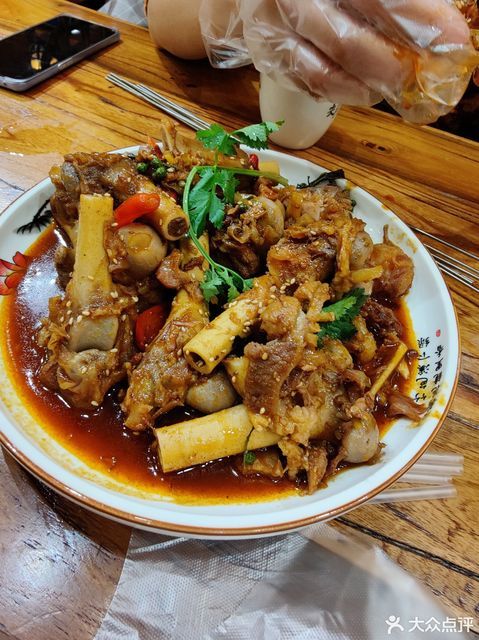 香辣羊骨头图片