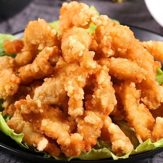 五花肉现炸酥肉图片