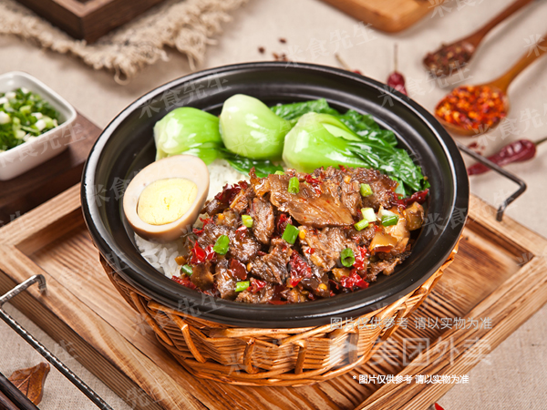 米食先生酱汁煲仔饭九龙湖融创茂店