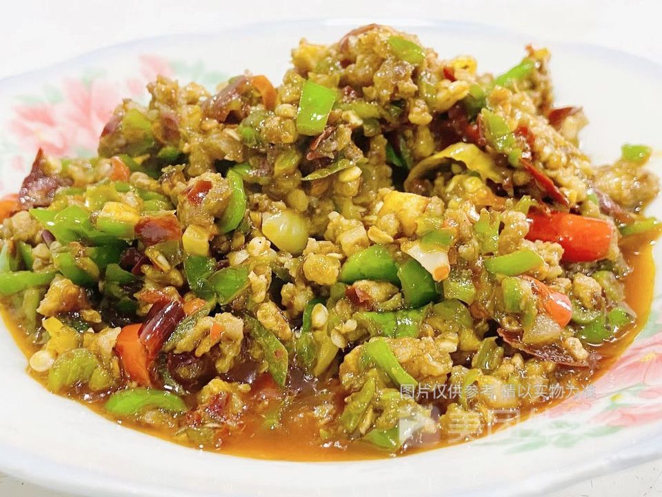 三椒肉沫盖饭图片