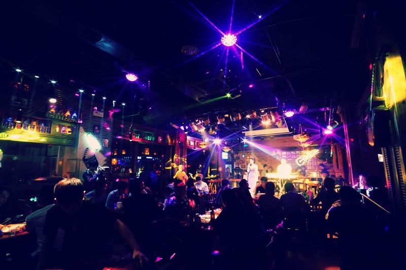 蓝调酒吧图片
