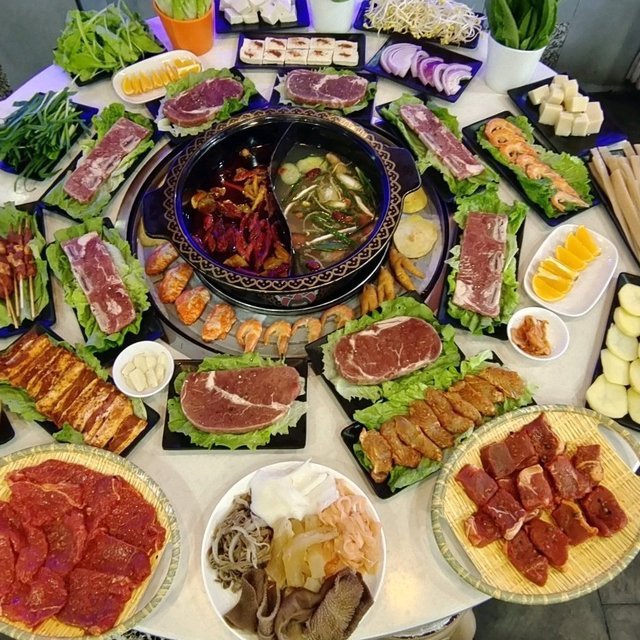 牛鼎记刀叉牛肉火锅烤肉图片