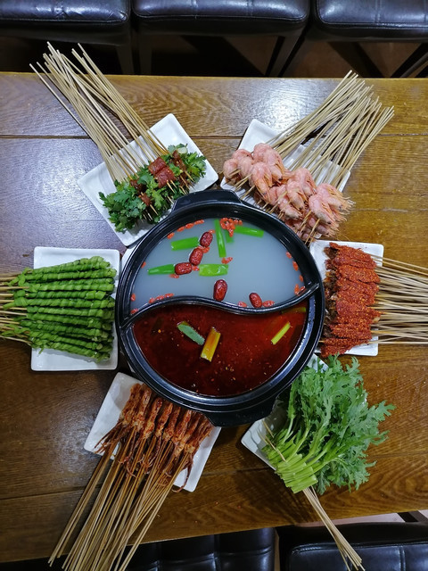 正宗四川乐山泥锅涮串(师大店)图片
