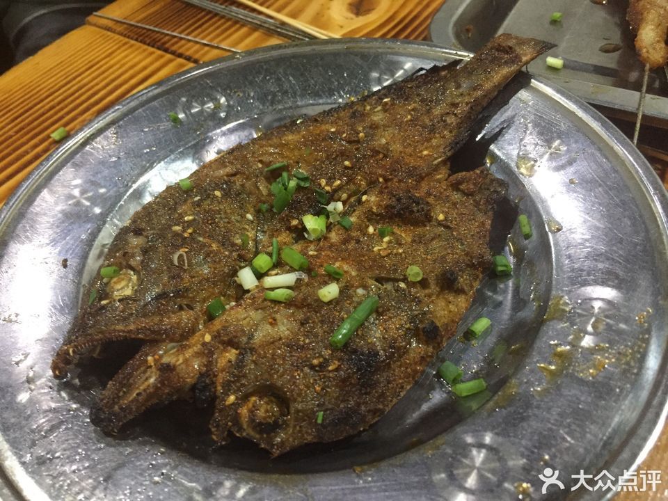 烤石斑鱼图片