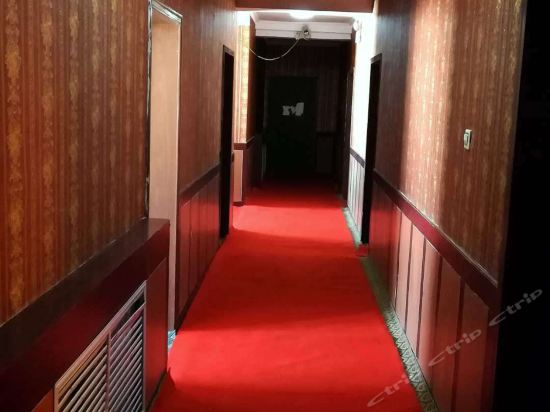 怎么走,在哪,在哪里,在哪儿):海北藏族自治州刚察县圣湖大道陇中宾馆