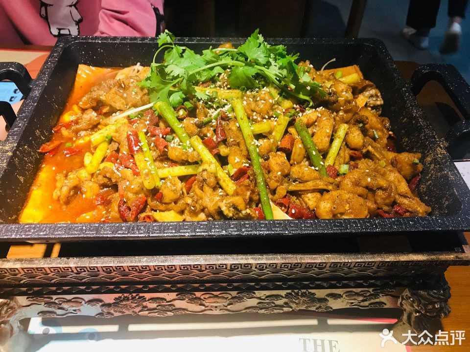 孜然味干锅牛蛙图片