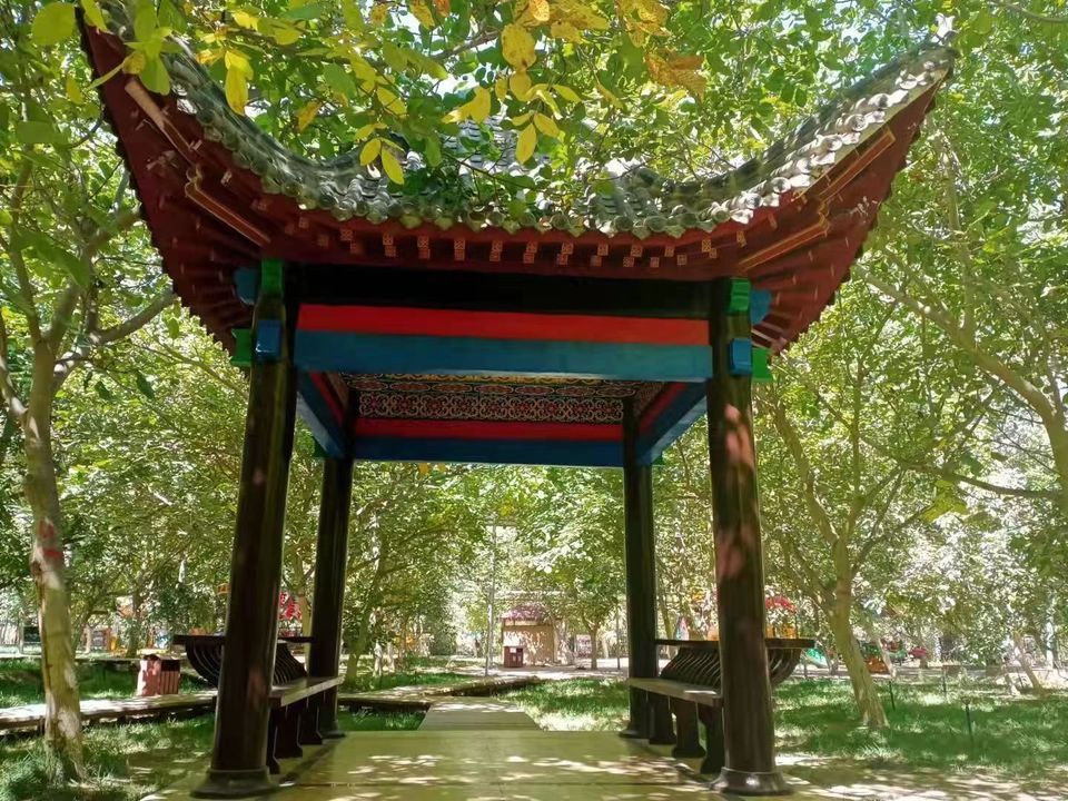 地址(在哪里):核桃七仙园位于喀什地区叶城县萨依巴格乡萨依巴格村委