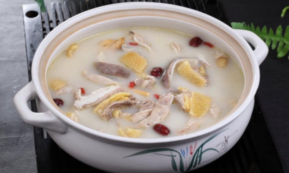 胡椒猪肚鸡汤图片