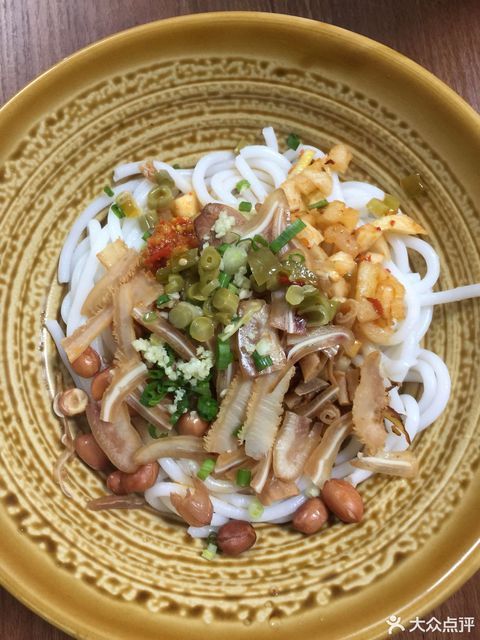 四合一卤粉图片