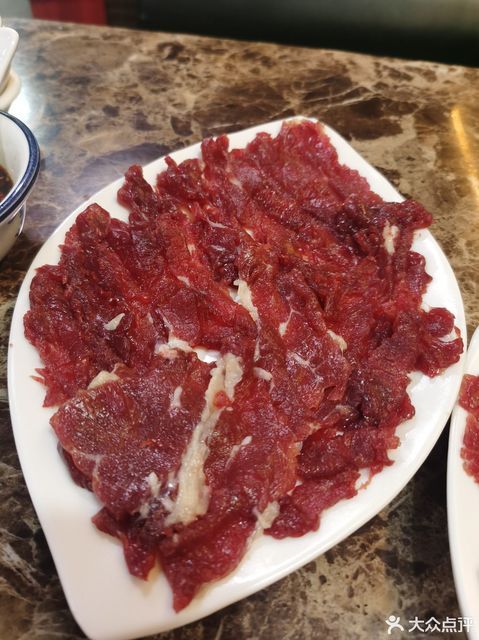 牛肉怎么样才新鲜 t01aa8d1ebff92b4aab.jpg