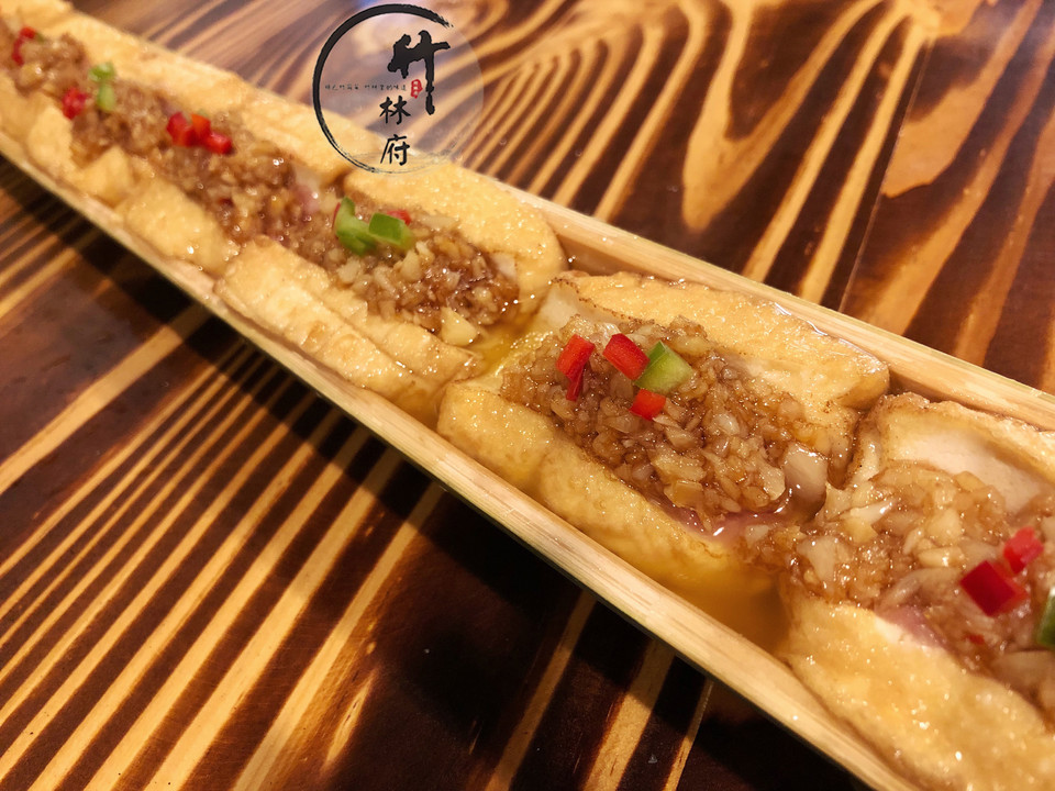 竹林府特色竹筒菜