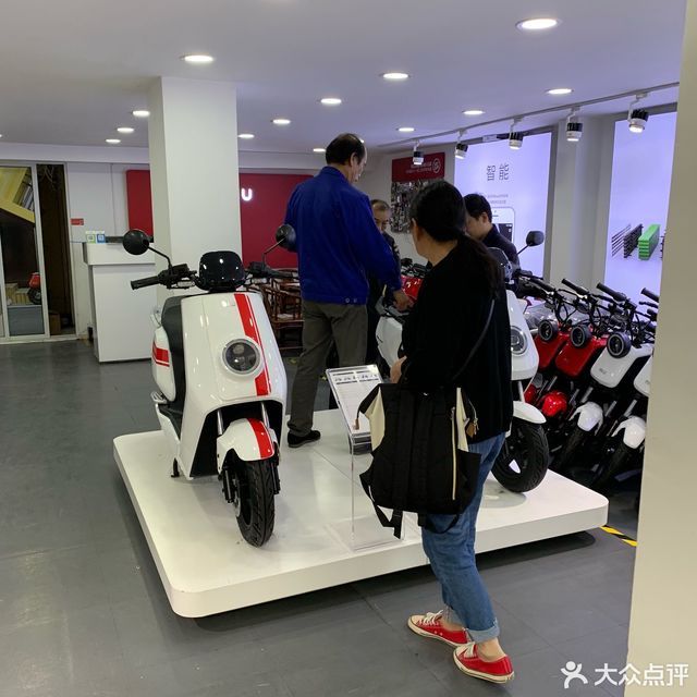 小牛電動車(體驗店)圖片