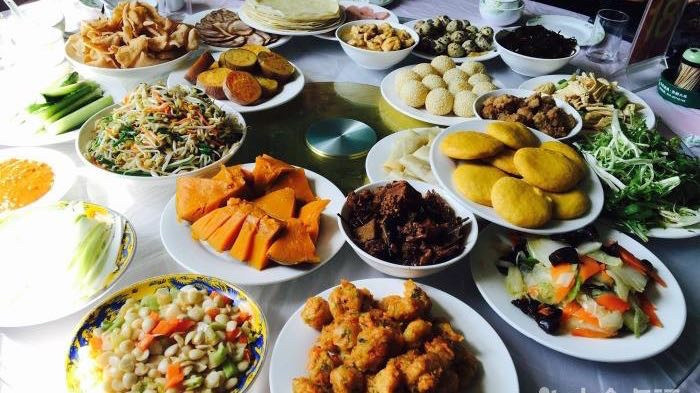 推荐菜:介绍:地址(在哪里):康陵正德春饼宴57号位于北京市昌平区泰燕