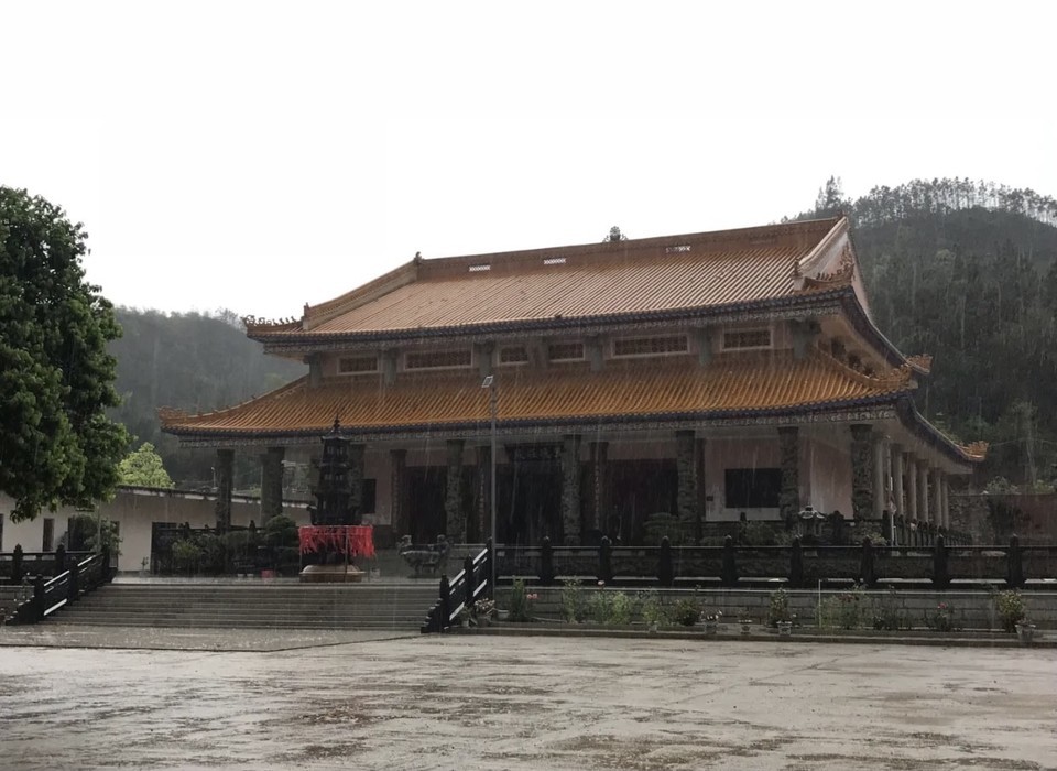 东莲禅寺图片