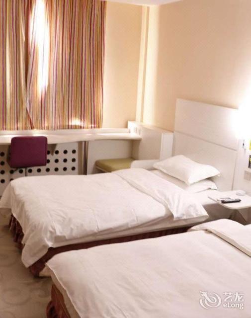 哪,在哪里,在哪儿):濮阳市华龙区胜利公安局西前合村北100米路东电话