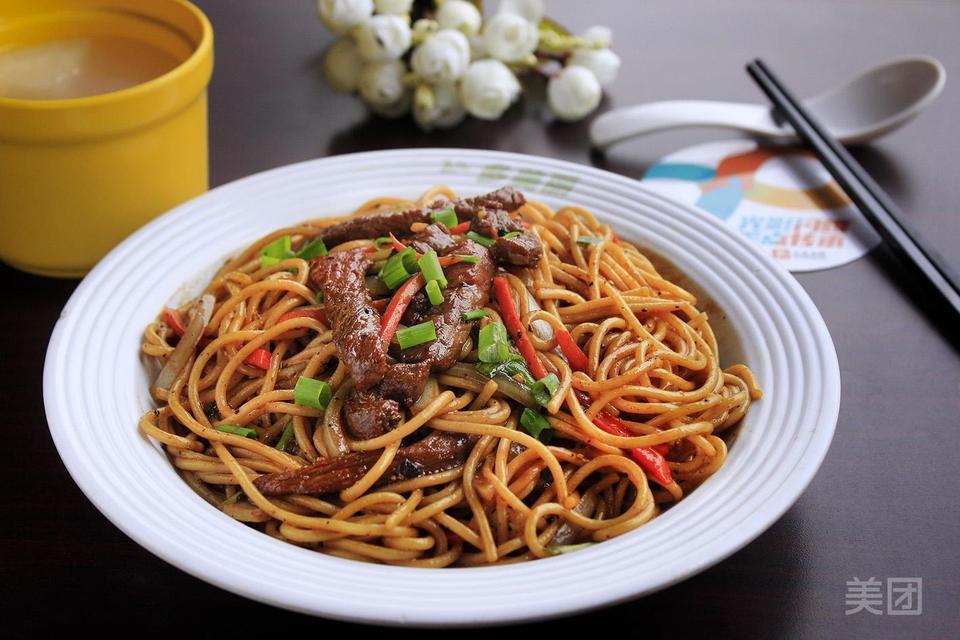 黑椒鸡肉意面图片