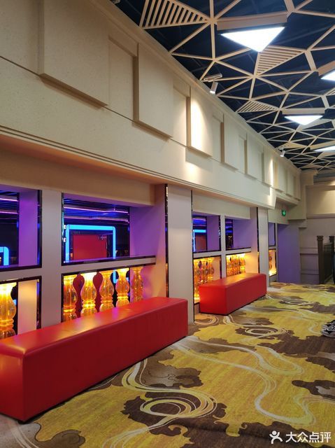 光阳大舞台人民剧院图片