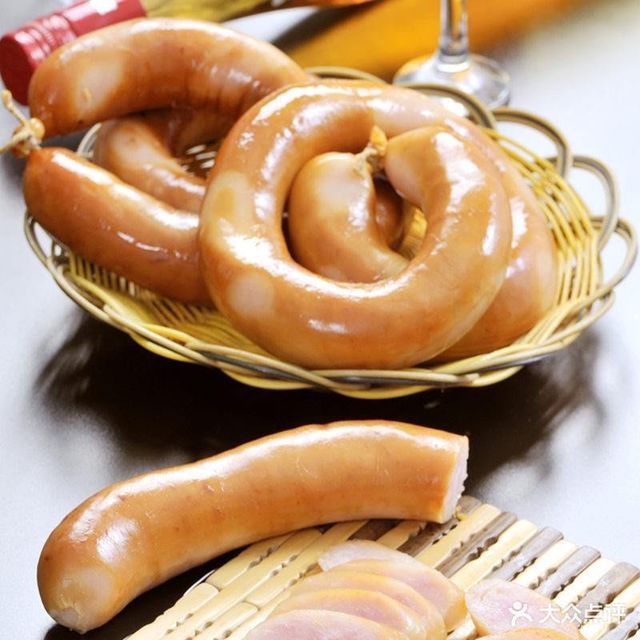 松仁肉粉肠图片