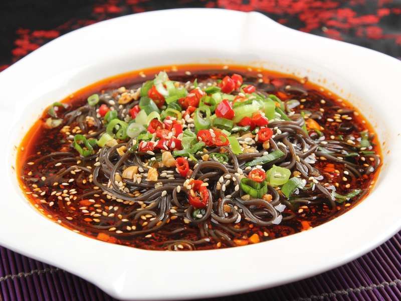 凉拌蕨根粉图片