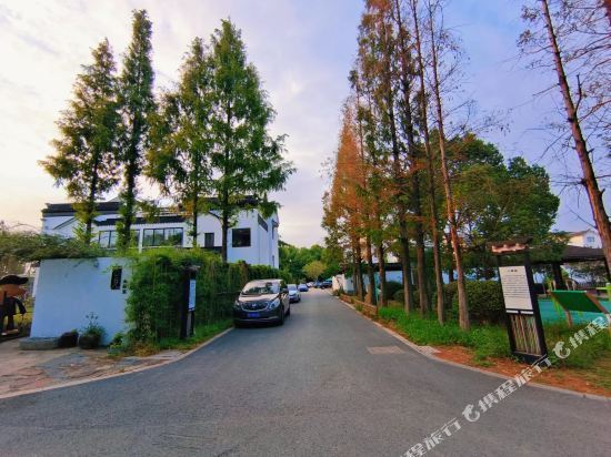 怎么去,怎么走,在哪,在哪里,在哪儿):苏州市吴中区临湖镇黄墅村黄墅