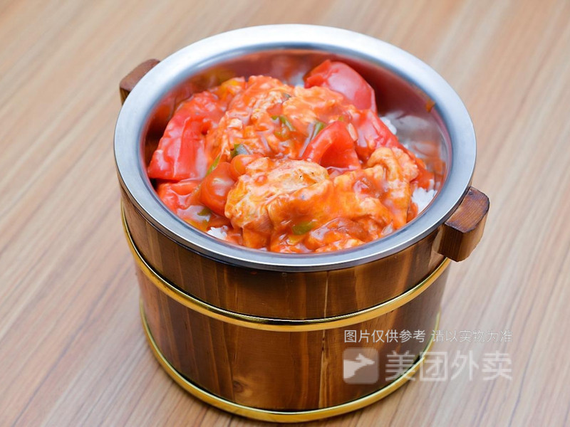 番茄炒蛋木桶饭图片