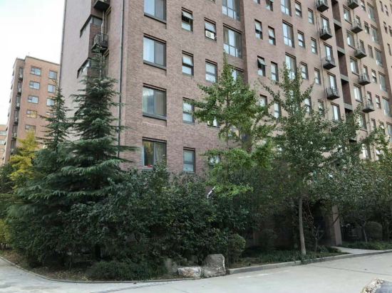 在哪里,在哪儿):济南市历下区智远街道华森山庄附近济南华森老年公寓