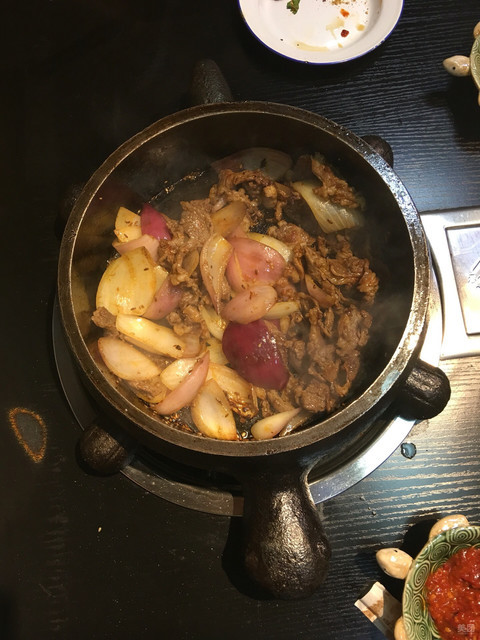 (松原大路店)位于松原市前郭尔罗斯蒙古族自治县松原大路小天池右侧