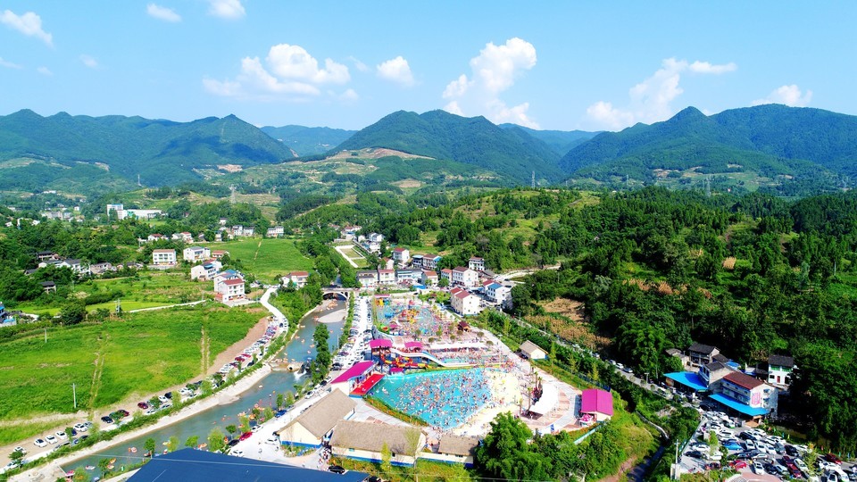 渠县龙嬉谷漂流