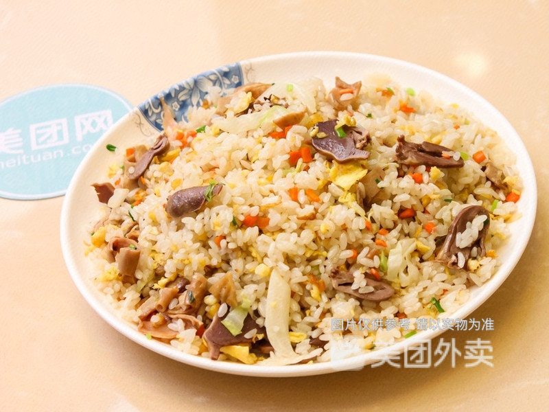 鸭杂炒饭图片